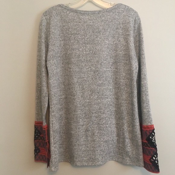 Wanna B Gray Sweater with Embellished Slee… - Picture 8 of 9